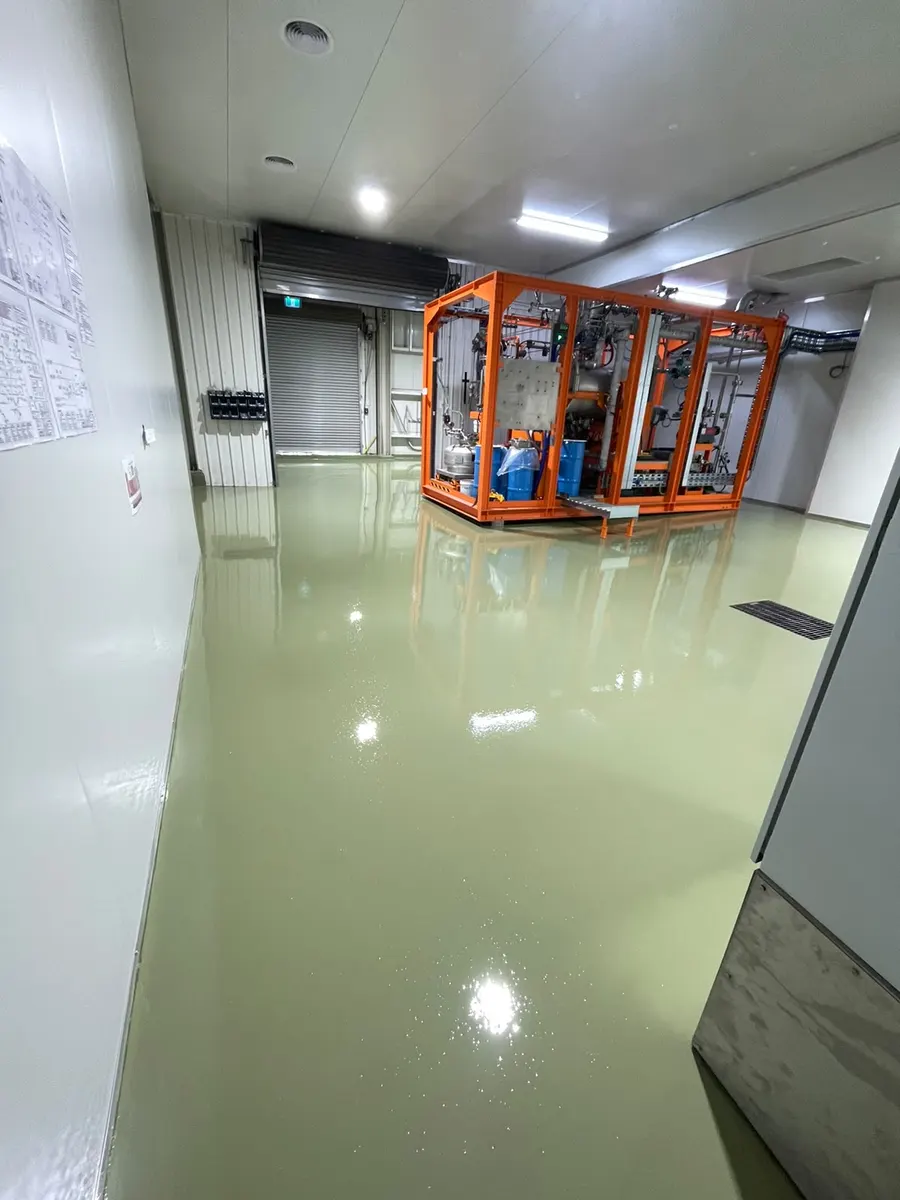 High-gloss epoxy floor by JB Grind & Coatings, Perth